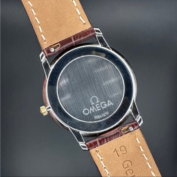 1995 Omega Watch - Picture 2 of 9